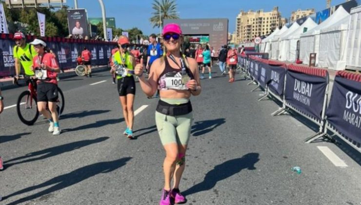 İnegöllü kadın sporcu Dubai’de koştu