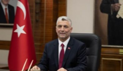 Ticaret Bakanı Ömer Bolat, İkitelli Organize Sanayi Bölgesi’ni ziyaret etti