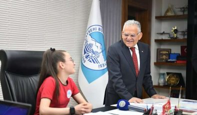 Kayseri’de çocuk başkan “Çanakkale Gezisi” talimatı verdi